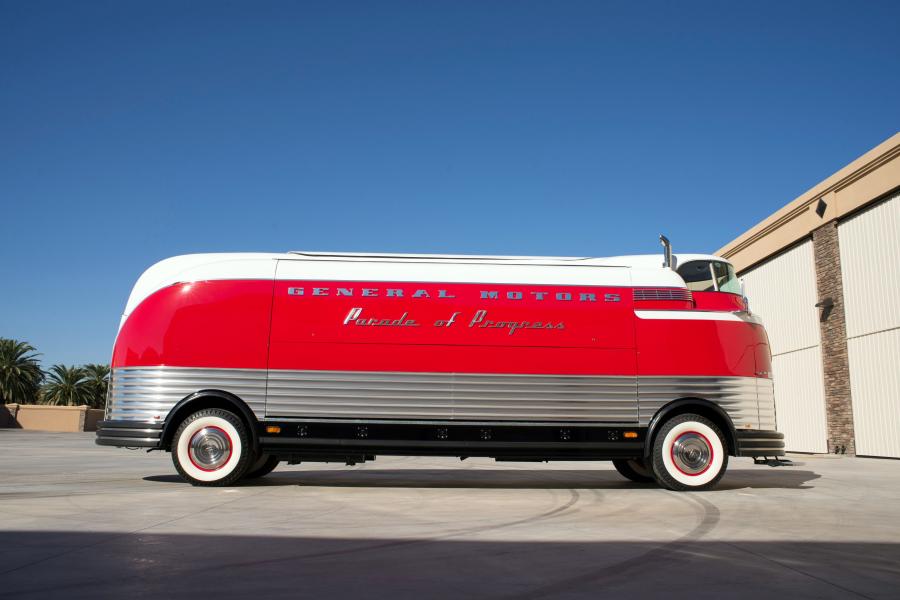  GM Futurliner 1940 года  (фото 9 из 66)